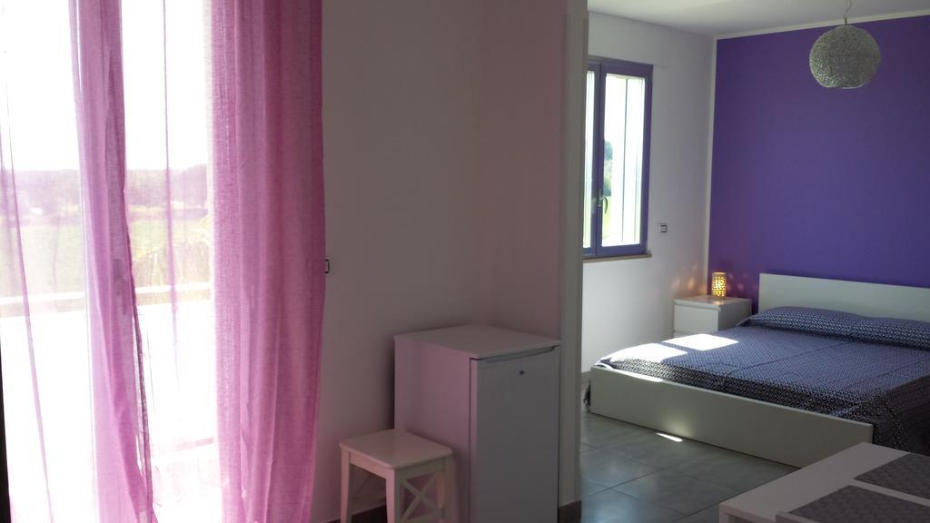 Case Vacanze Iris أودجانو لا كييزا الغرفة الصورة