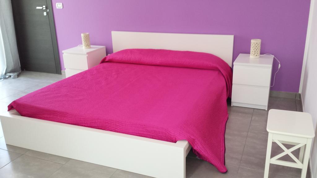 Case Vacanze Iris أودجانو لا كييزا الغرفة الصورة